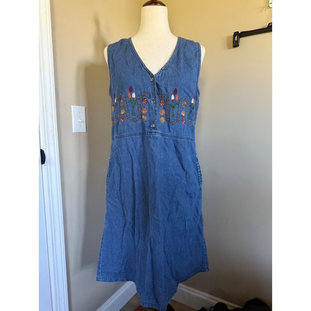 Way to Go Denim Dress Floral Embroidered V Neck Sleeveless Midi Women's